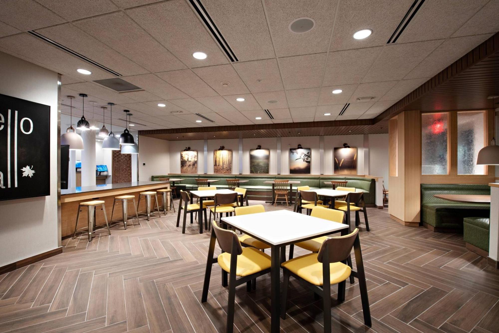 Fairfield Inn & Suites By Marriott Dayton North Murlin Heights Esterno foto