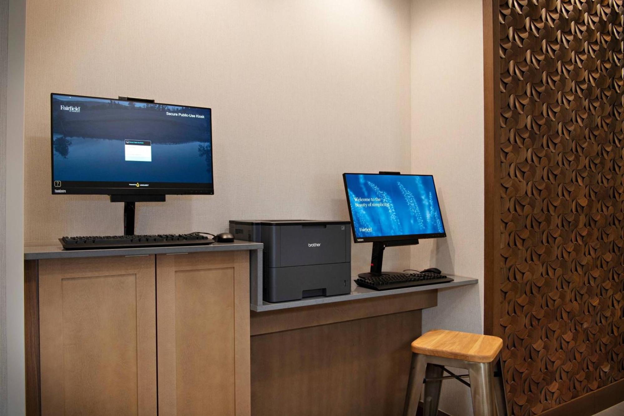 Fairfield Inn & Suites By Marriott Dayton North Murlin Heights Esterno foto
